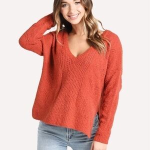 cupcakes & cashmere Maj V-Neck‎ Boucle Sweater